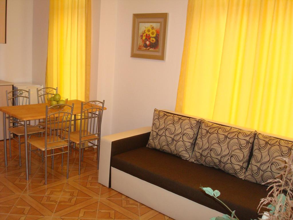 Saint Elena Apartcomplex Sunny Beach Buitenkant foto