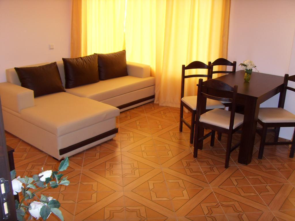 Saint Elena Apartcomplex Sunny Beach Buitenkant foto