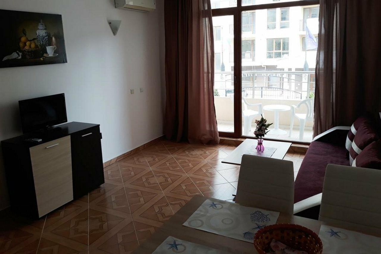 Saint Elena Apartcomplex Sunny Beach Buitenkant foto